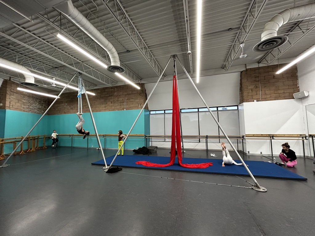 Circus Equipment Rentals Ottawa | Aerial Rigs & Trampolines