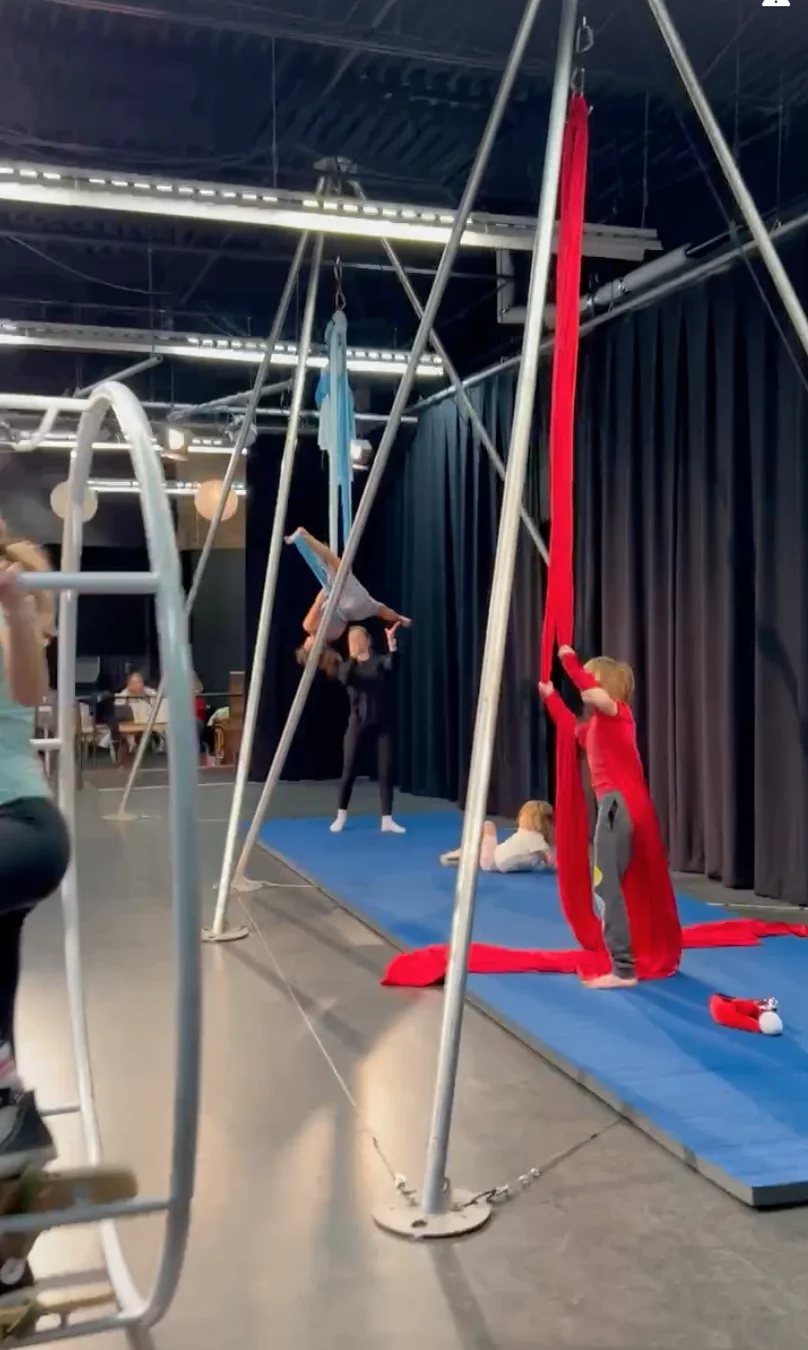 Aerial acts session - Capital Circus